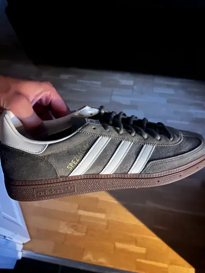 Adidas sko